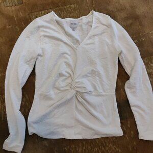 Nic + Zoe white patterned long sleeve blouse